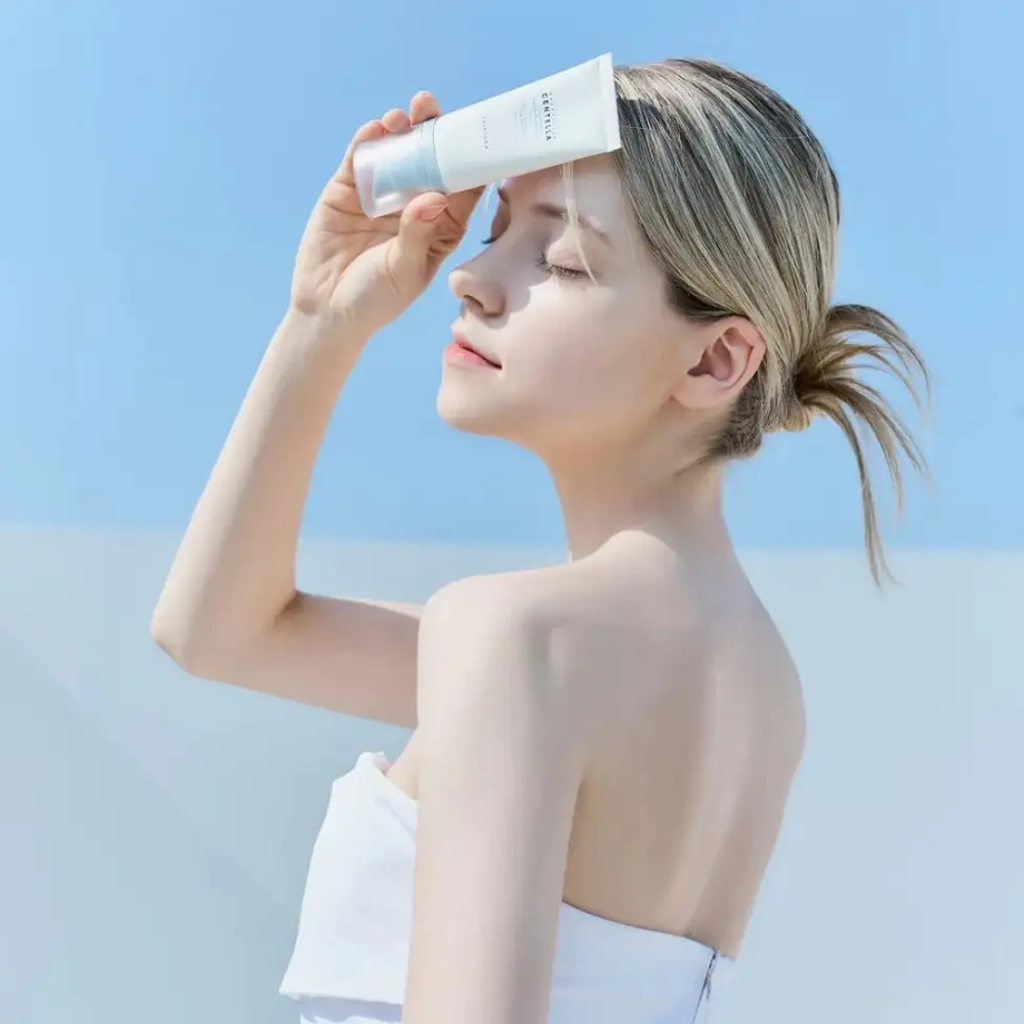 Protector Solar Water-Fit Centella Madagascar Hyalu-Cica - 50 ml | SKIN1004