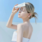 Protector Solar Water-Fit Centella Madagascar Hyalu-Cica - 50 ml | SKIN1004